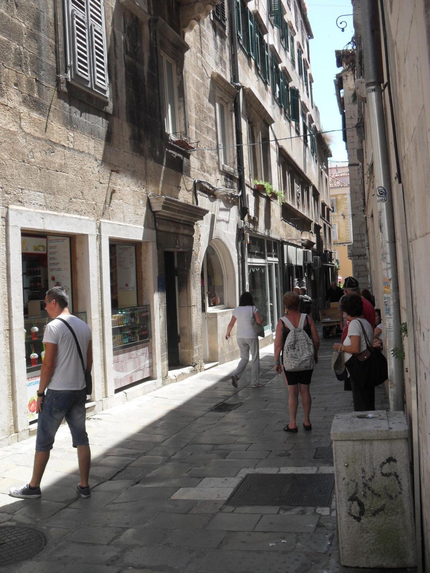 Private Apartments In Diocletians Palace Split Room photo